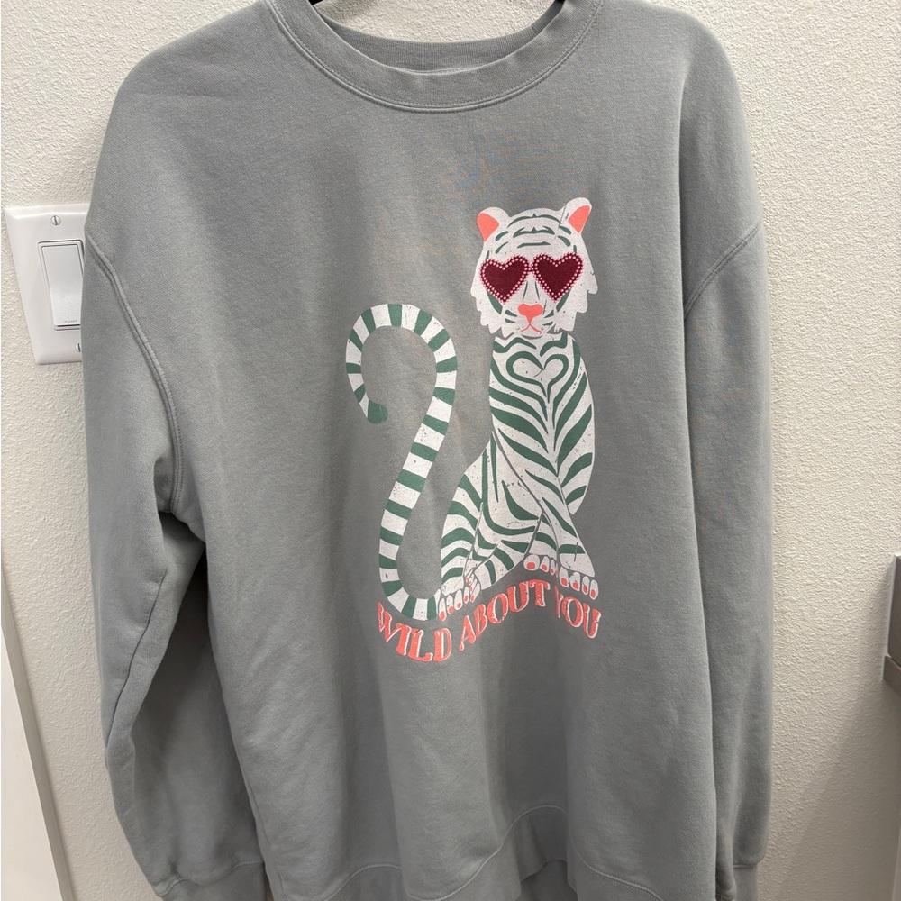 Teal Sweatshirt with Tiger Graphic